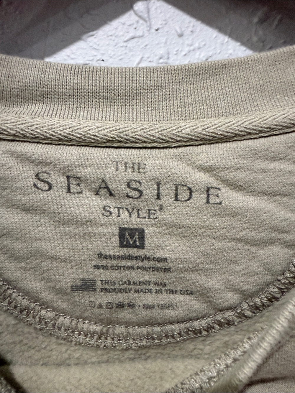 The Seaside Style Olive Green Crewneck Sweatshirt Size Medium - Picture 2 of 7